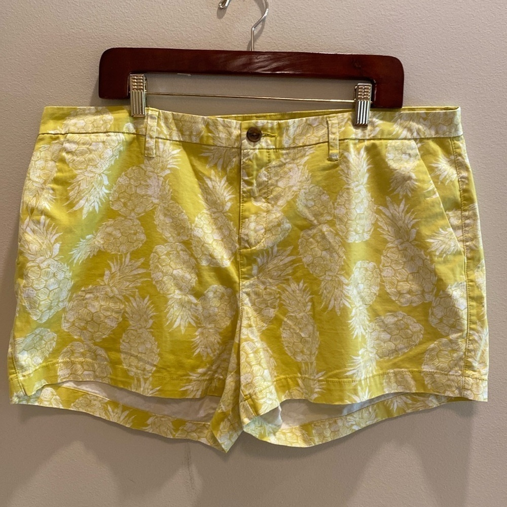 Old Navy Tropical Pineapple Print Cotton Shorts Yellow ‘Out on a Lime’ Size 16